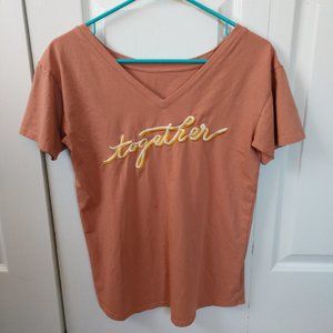 Sseko Together T-shirt Terra Cotta Embroidered Graphic V-neck Women’s Small